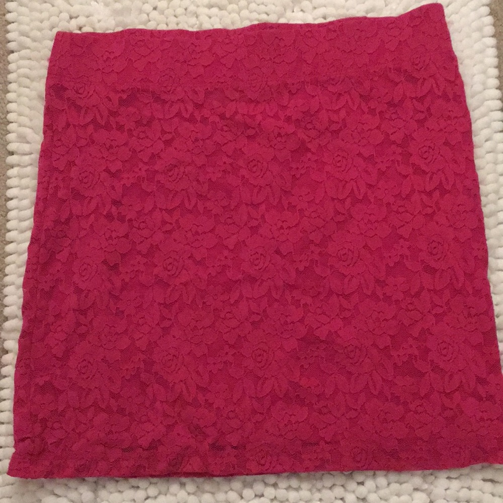 Pink floral lace body con skirt